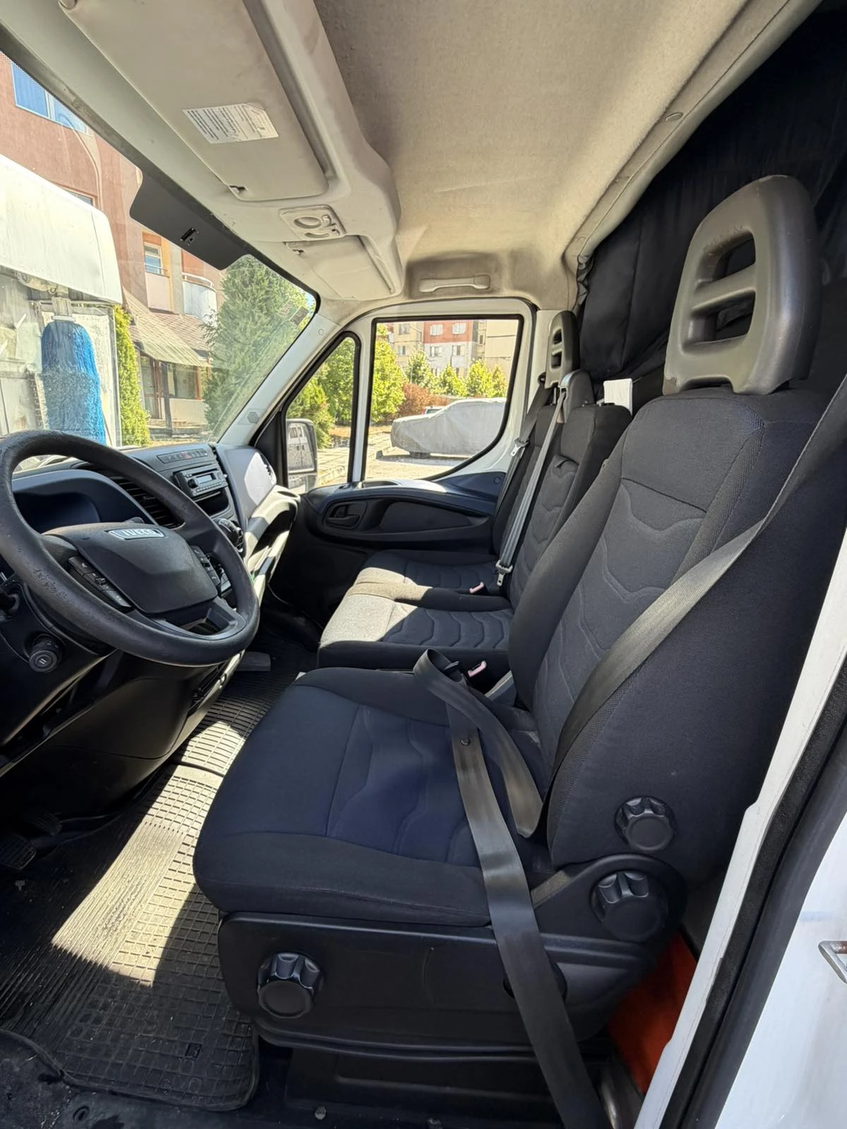 Iveco Daily, снимка 6 - Бусове и автобуси - 56358659