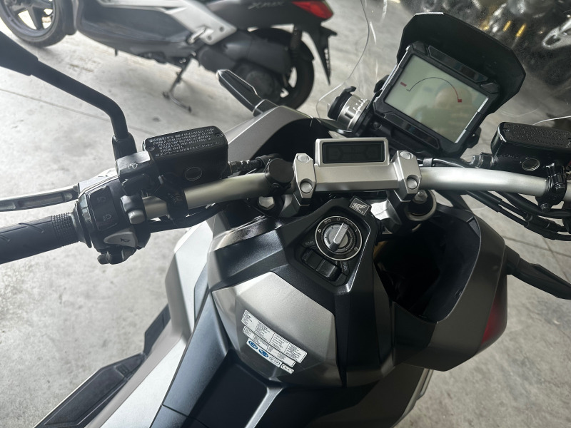 Honda X-ADV ABS, TCS LED, снимка 10 - Мотоциклети и мототехника - 46354828