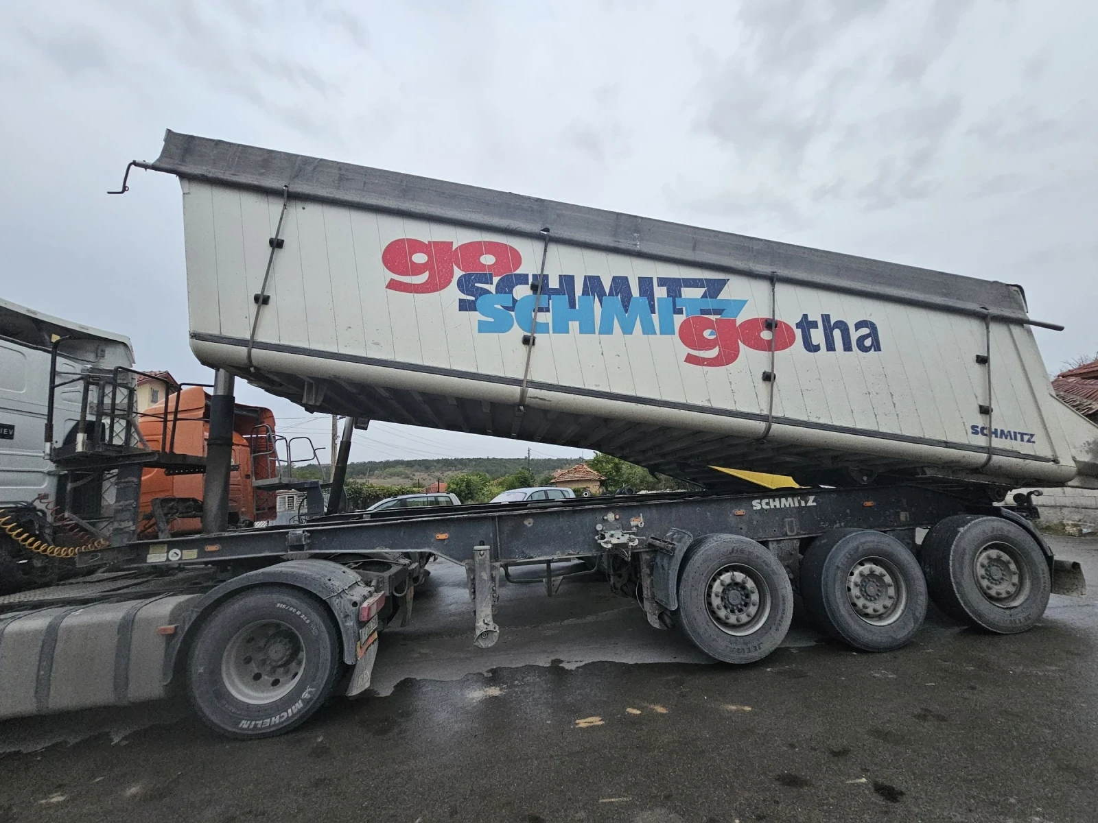 Полуремарке Schmitz 38 куб, снимка 2 - Ремаркета - 54013270