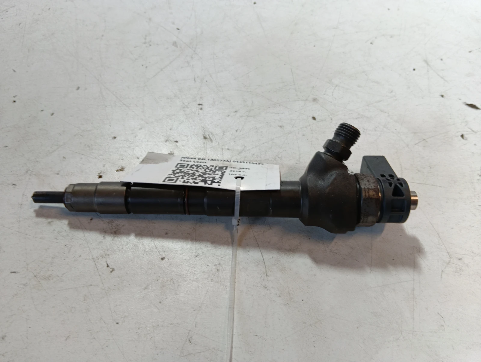 дюза 04L130277AJ 0445110477 Seat Leon