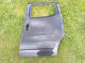 Врата задна лява странична Фиат Кубо черна