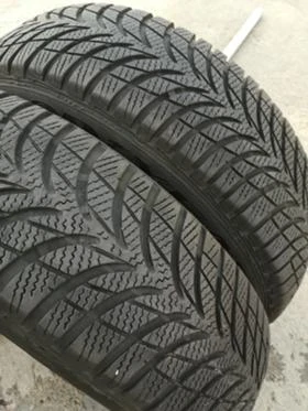 Гуми Зимни 165/65R15, снимка 3