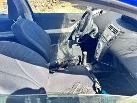 Toyota Yaris 1.3 vvt-i 87к.с Keyless ЗА ЧАСТИ, снимка 7