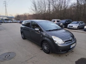 Toyota Corolla verso 2.2 d cat, снимка 2