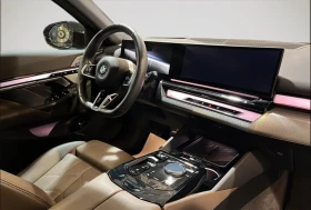 BMW 550 E| M* Sport* xDrive* 13к* B&W* 360View* Обдух* Amb, снимка 11