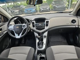 Chevrolet Cruze 1.6 БЕНЗИН РЕАЛНИ КИЛОМЕТРИ ! ! КЛИМАТИК - [12] 