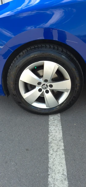 Skoda Rapid 1.0 TSI    . | Mobile.bg    9