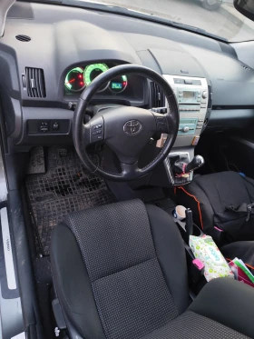 Toyota Corolla verso 2.2 d cat - 3050 € / 5965.28 лв. - 53217242 5