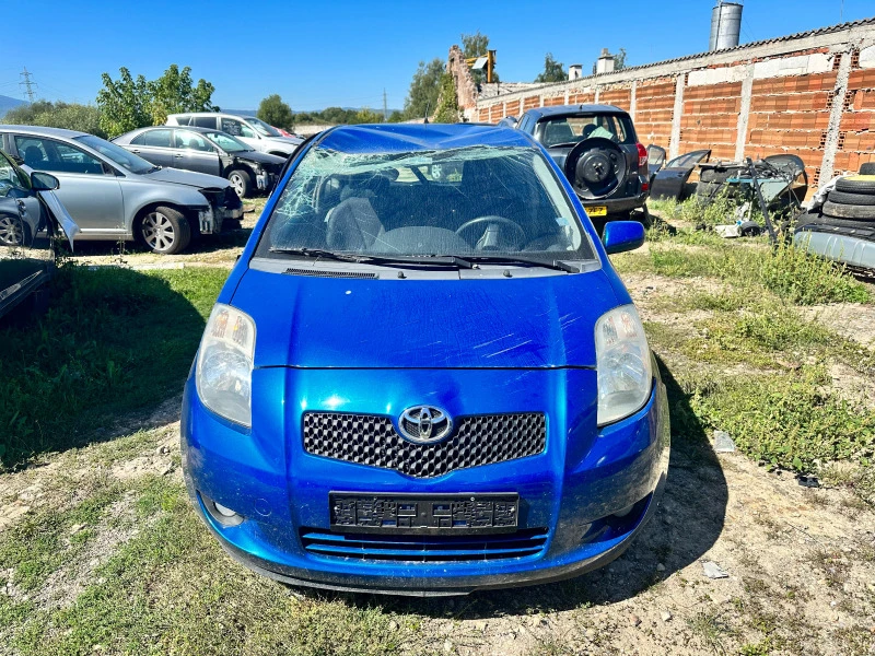 Toyota Yaris 1.3 vvt-i 87к.с Keyless ЗА ЧАСТИ, снимка 2 - Автомобили и джипове - 42178558