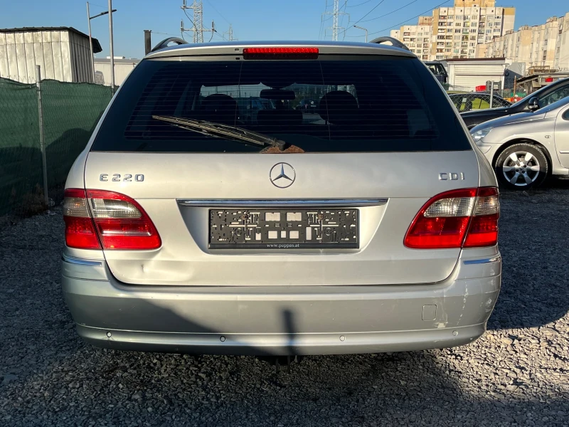 Mercedes-Benz E 220 2.2 CDI/Автоматик, снимка 5 - Автомобили и джипове - 47696670