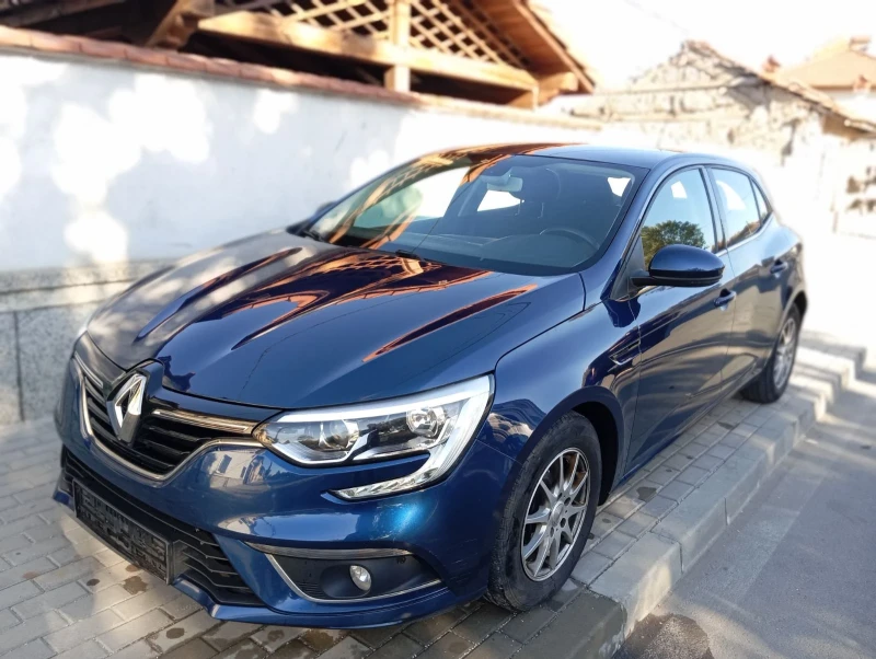 Renault Megane, снимка 3 - Автомобили и джипове - 47816198