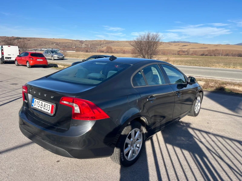 Volvo S60 2.0 163 кс, снимка 4 - Автомобили и джипове - 48394588