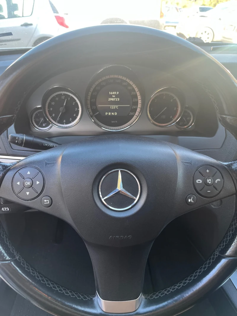 Mercedes-Benz E 250, снимка 3 - Автомобили и джипове - 48998391