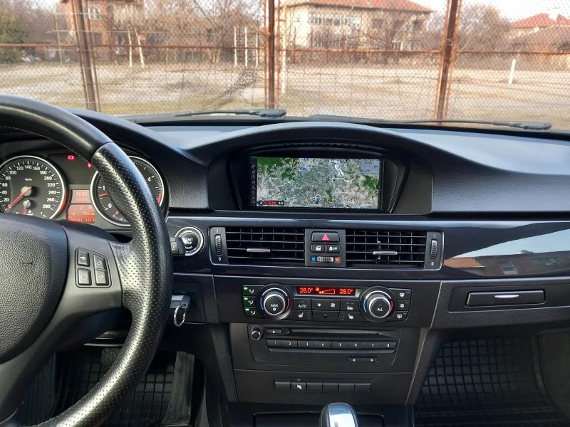 BMW 325 3.0d Navi Automatic, снимка 13 - Автомобили и джипове - 49305282