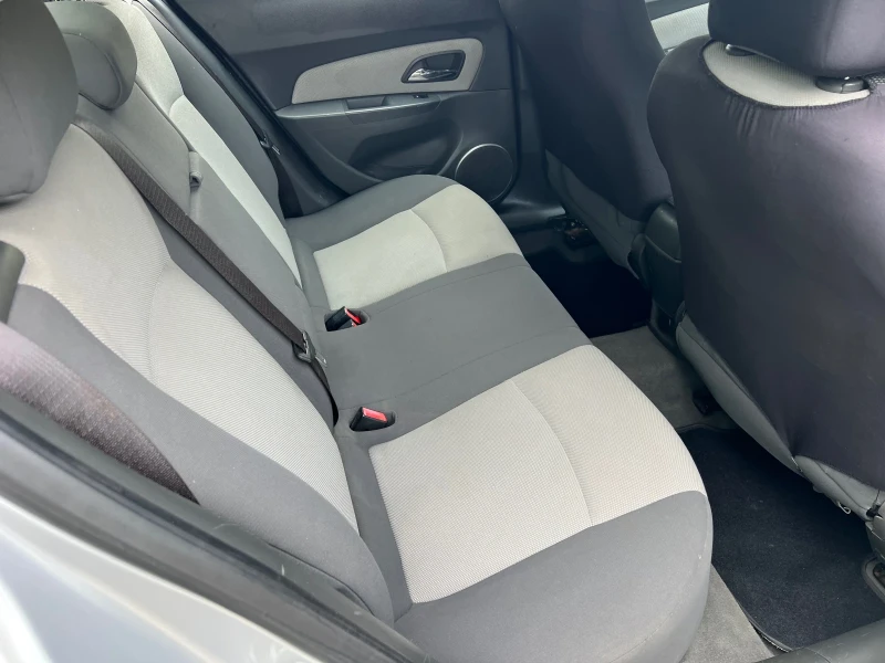 Chevrolet Cruze 1.6, GAZ, снимка 6 - Автомобили и джипове - 50180736