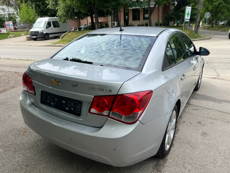 Chevrolet Cruze 1.6, GAZ, снимка 7 - Автомобили и джипове - 50180736