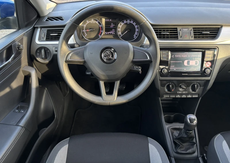 Skoda Rapid Sedan facelift, снимка 10 - Автомобили и джипове - 52406269