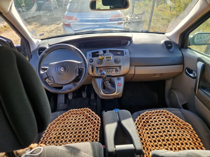 Renault Scenic, снимка 2 - Автомобили и джипове - 52503906