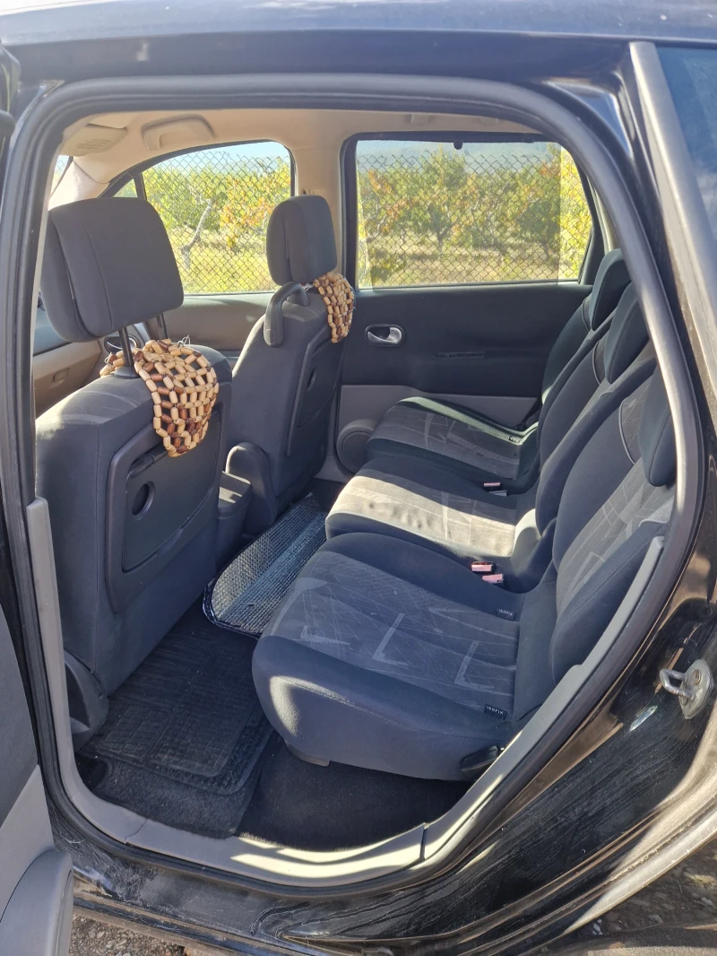 Renault Scenic, снимка 4 - Автомобили и джипове - 52503906