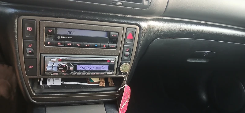 VW Passat, снимка 9 - Автомобили и джипове - 52679598