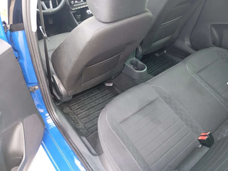 Skoda Rapid 1.0 TSI, снимка 6 - Автомобили и джипове - 52807902