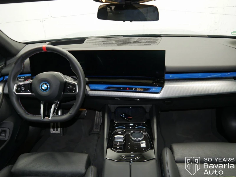 BMW i5 M60 xDrive Touring, снимка 6 - Автомобили и джипове - 52788049