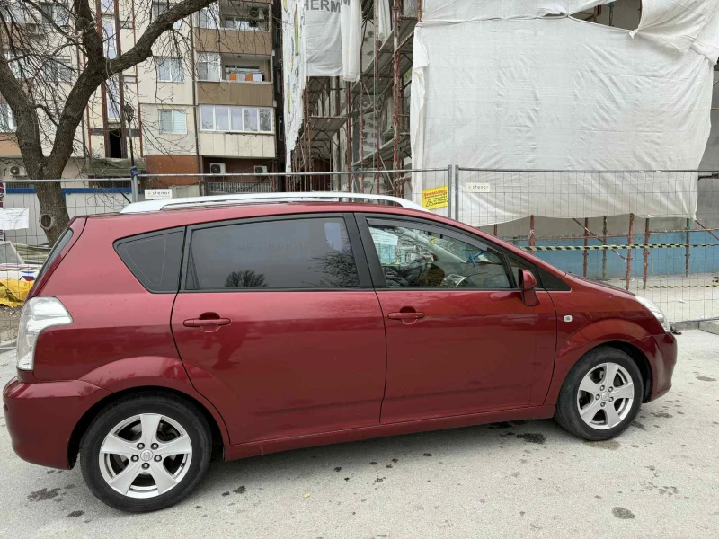 Toyota Corolla verso, снимка 3 - Автомобили и джипове - 52860378