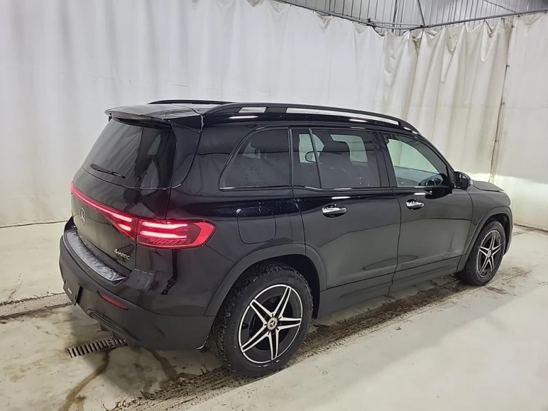 Mercedes-Benz EQB * 300 * CARFAX * БЕЗ ПЪРВОНАЧАЛНА ВНОСКА, снимка 4 - Автомобили и джипове - 52894778