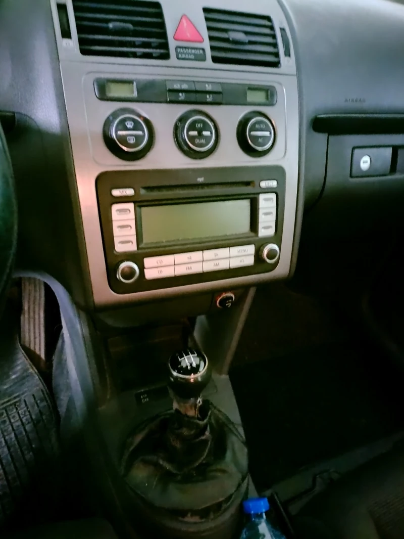 VW Touran Eco fuel, снимка 6 - Автомобили и джипове - 53207975