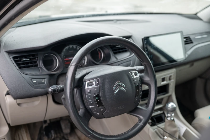 Citroen C5 2.0 HDi 165 CarPlay, снимка 5 - Автомобили и джипове - 53324556