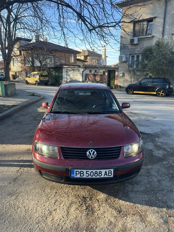 VW Passat, снимка 4 - Автомобили и джипове - 49414452