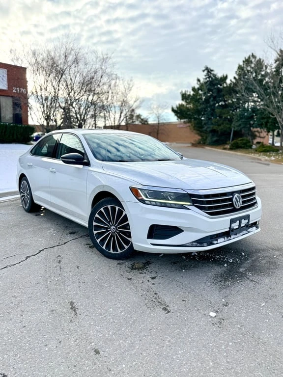 VW Passat * 2.0T Limited Edition * CARFAX * ФИНАНСИРАНЕ