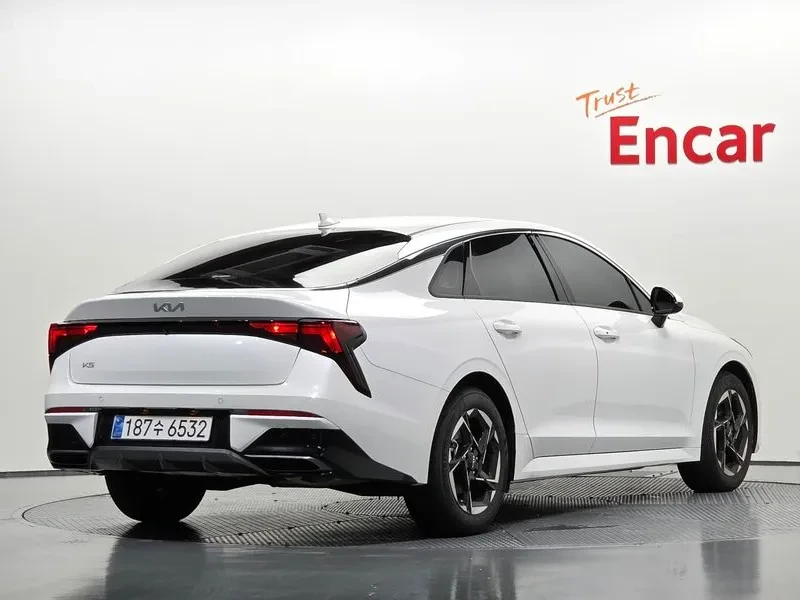 Kia K5 2.0 Prestige, снимка 2 - Автомобили и джипове - 55738984