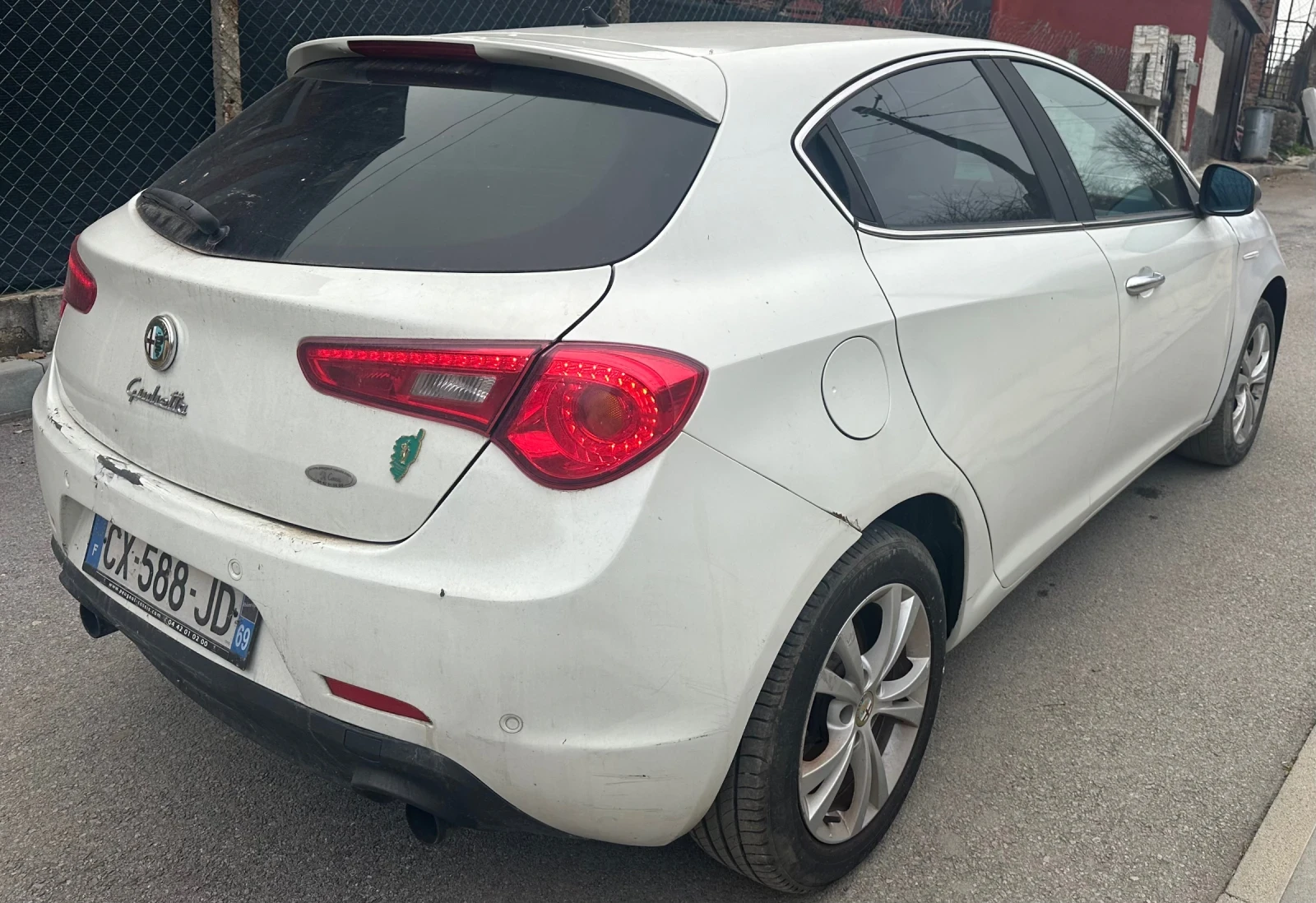 Alfa Romeo Giulietta 2.0JTDM AUTOMATIC - изображение 4