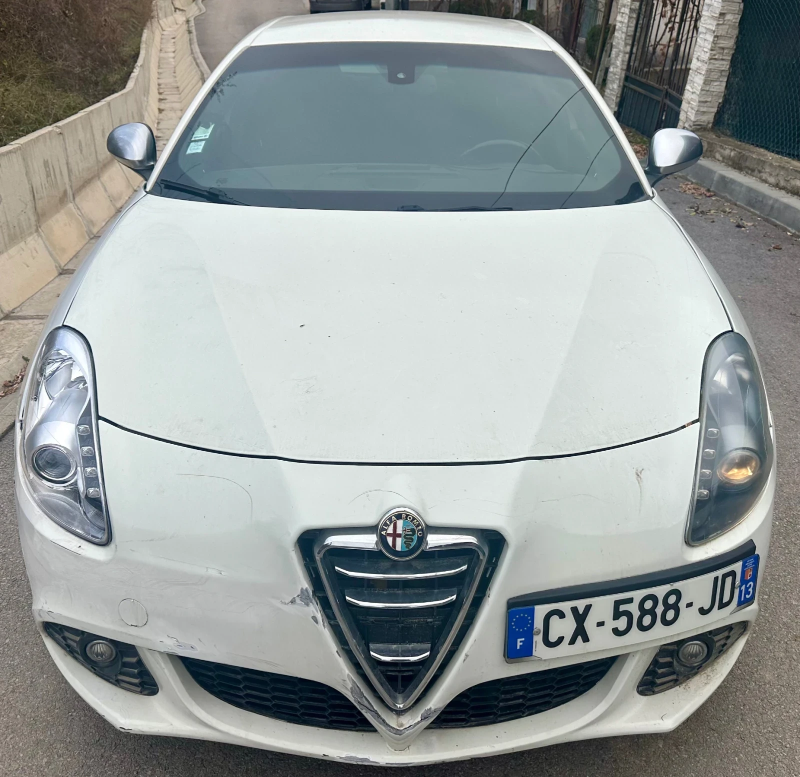 Alfa Romeo Giulietta 2.0JTDM AUTOMATIC - изображение 2