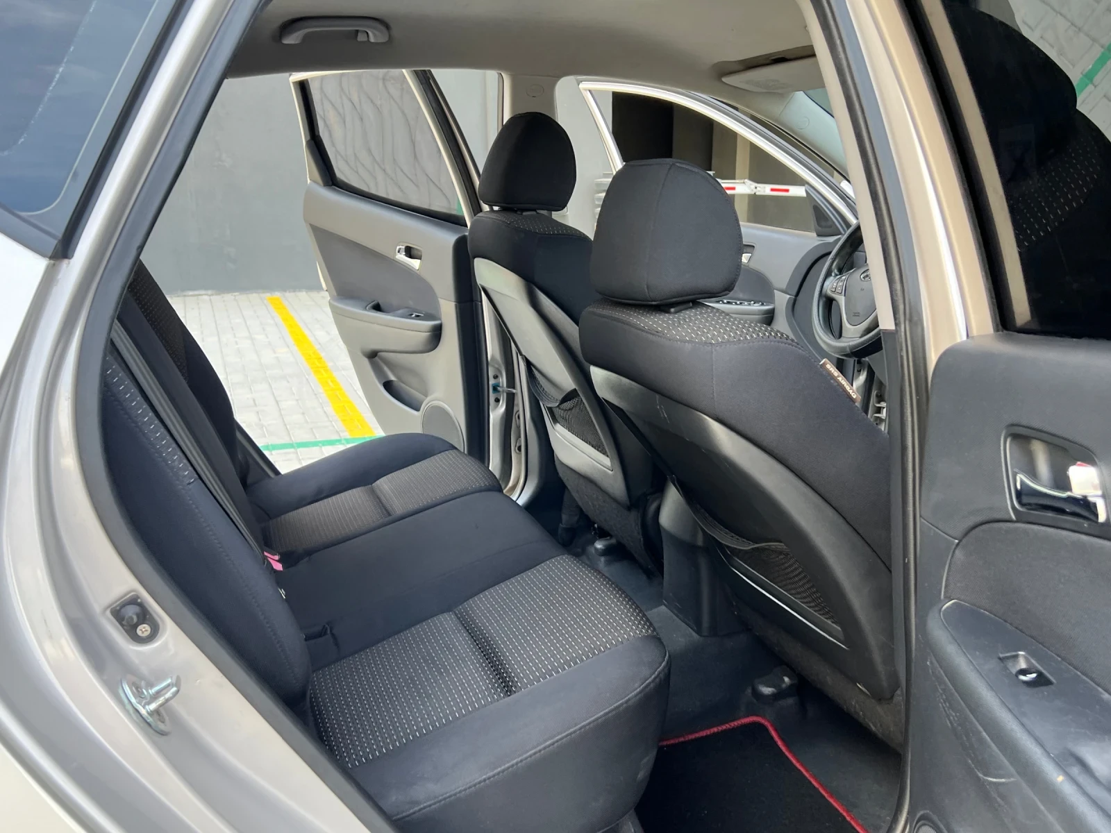 Hyundai I30 1.4 _ ГАЗ 2009г - изображение 10