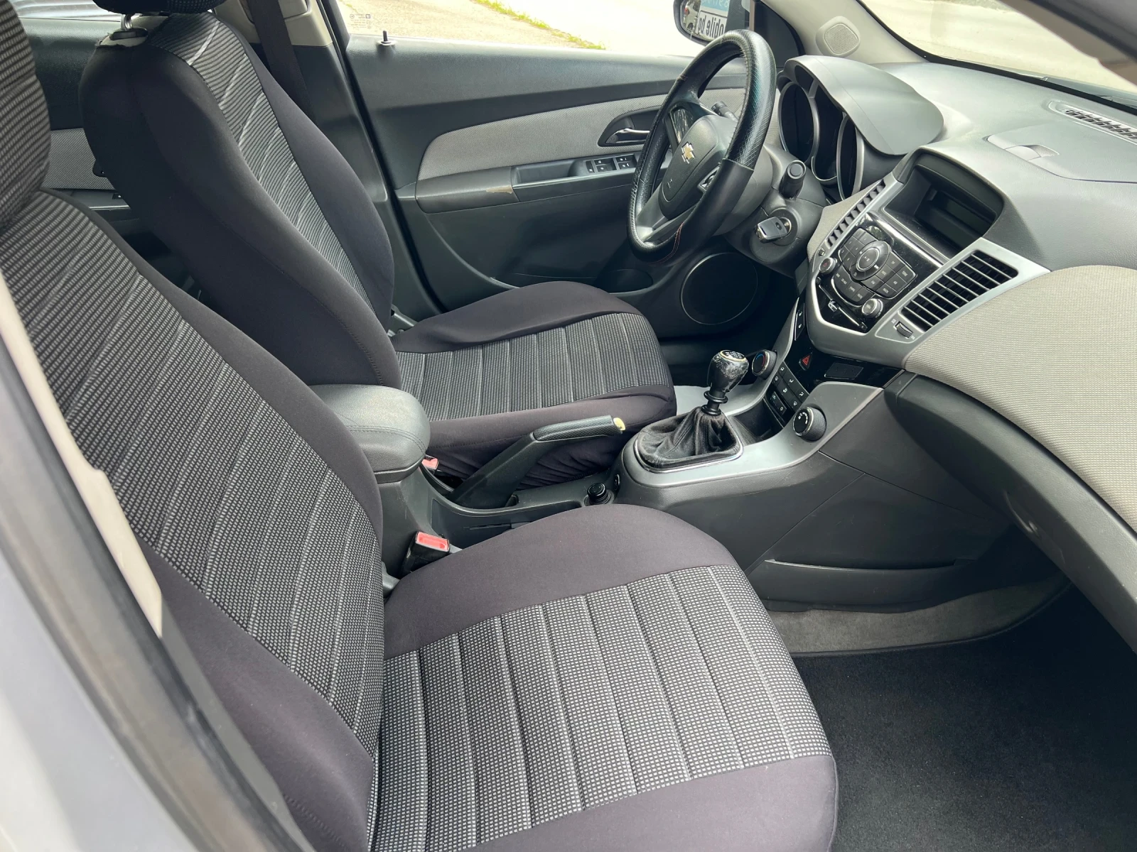 Chevrolet Cruze 1.6, GAZ - изображение 5