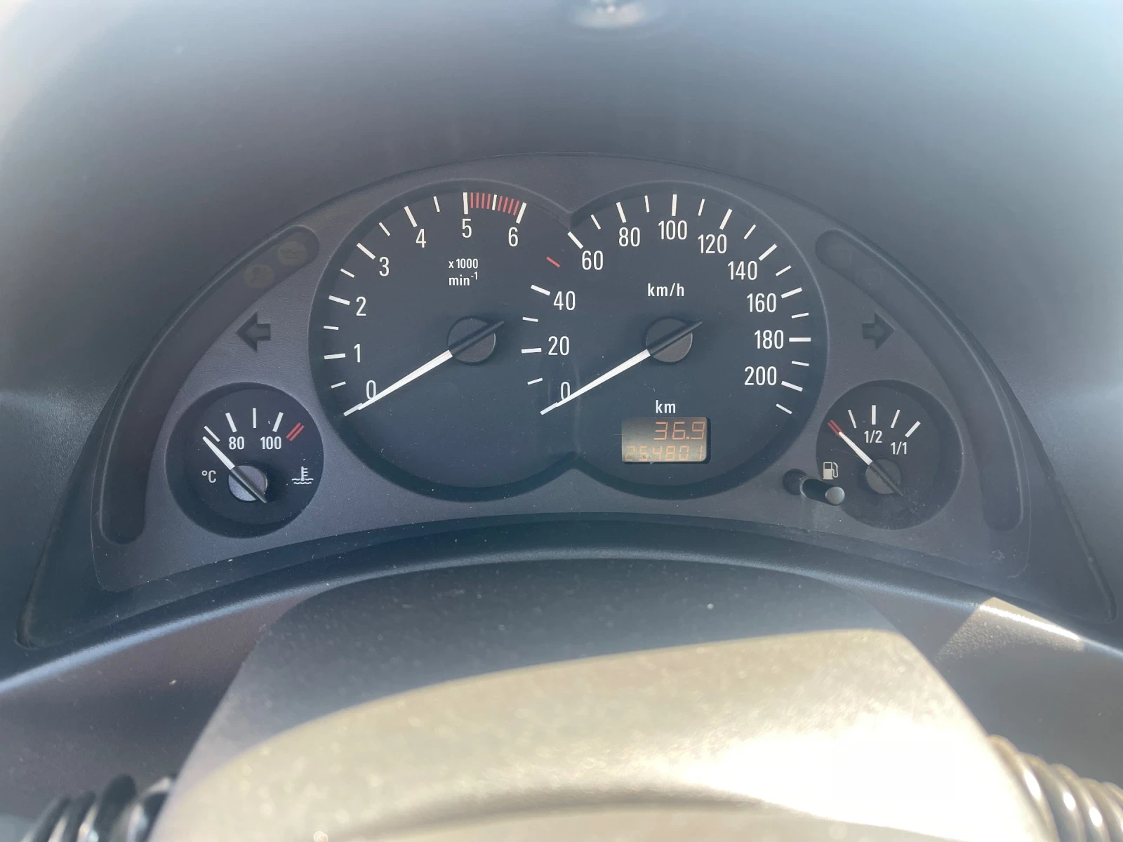Opel Corsa C 1.7 DTI - изображение 5