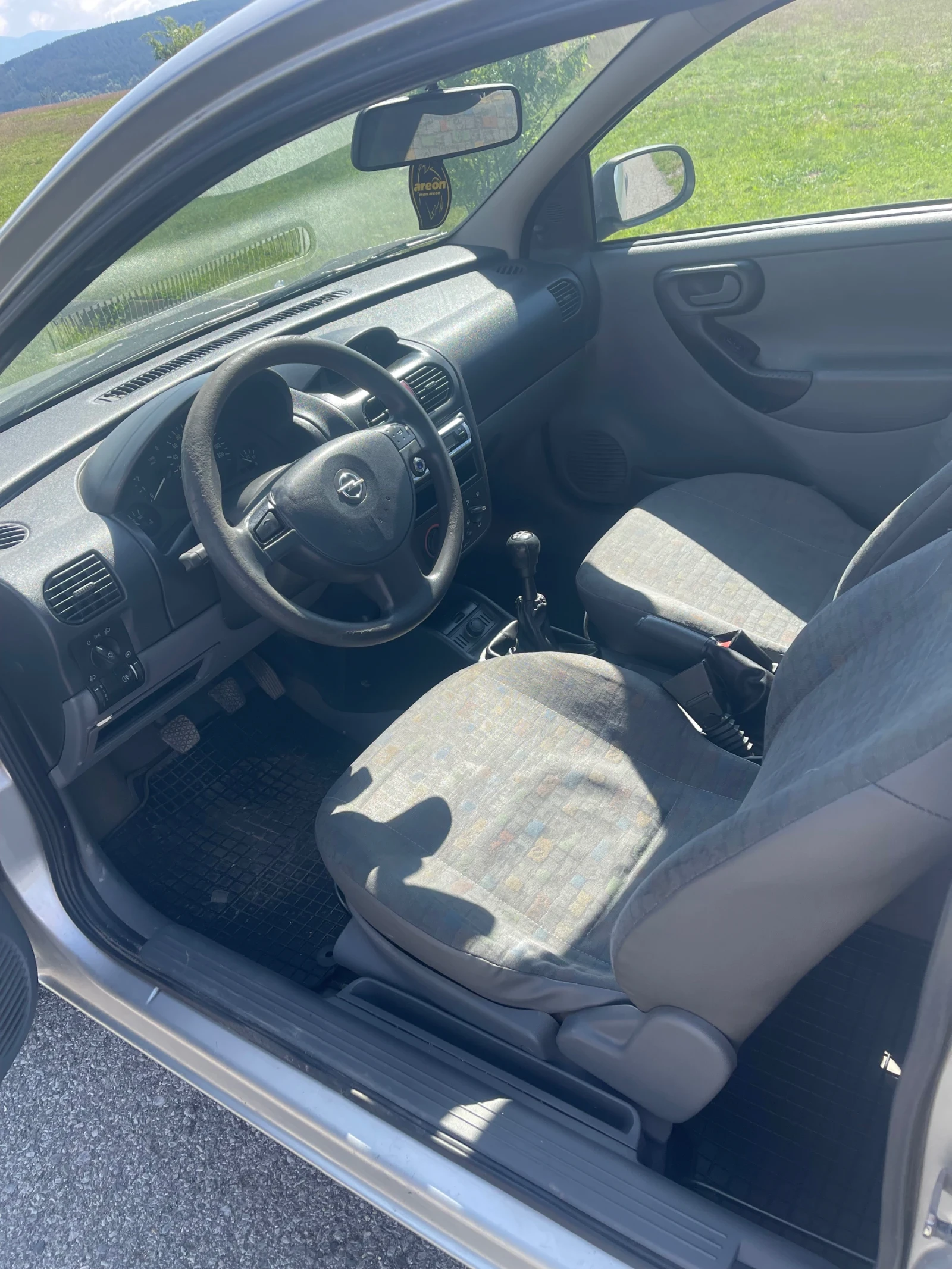 Opel Corsa C 1.7 DTI - изображение 4