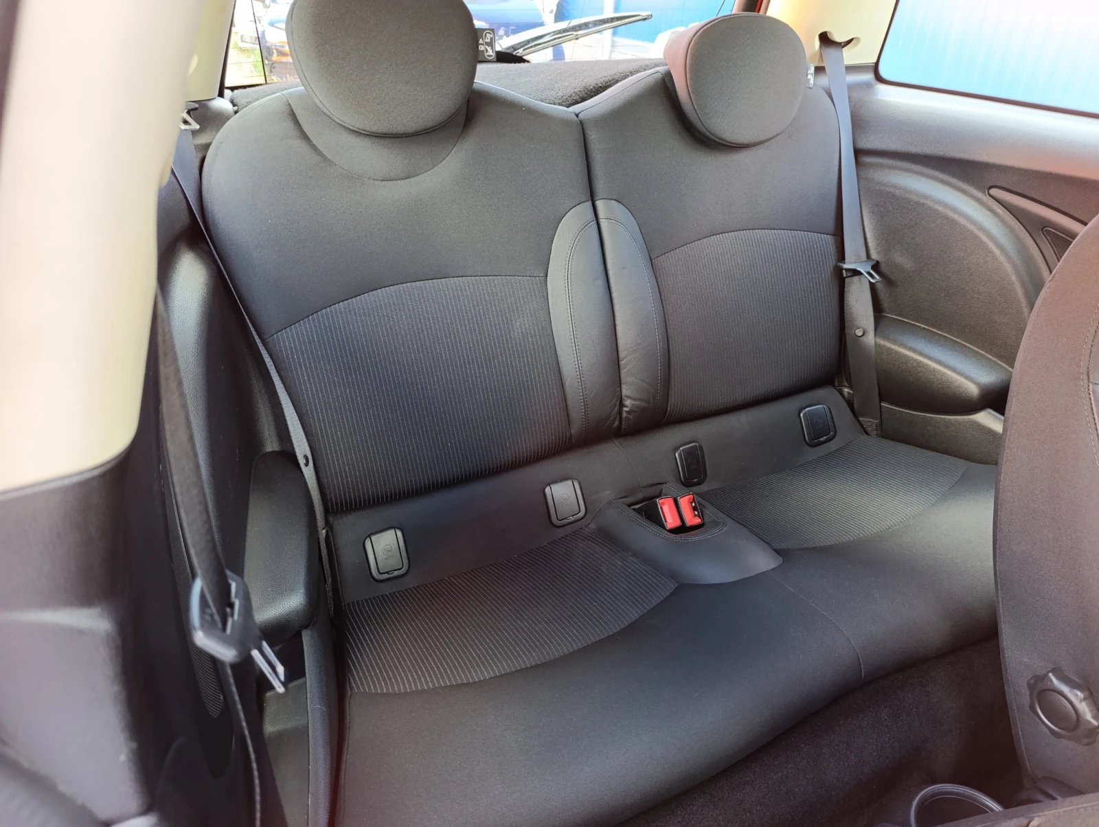 Mini One 1.6i 16V АВТ. - изображение 10