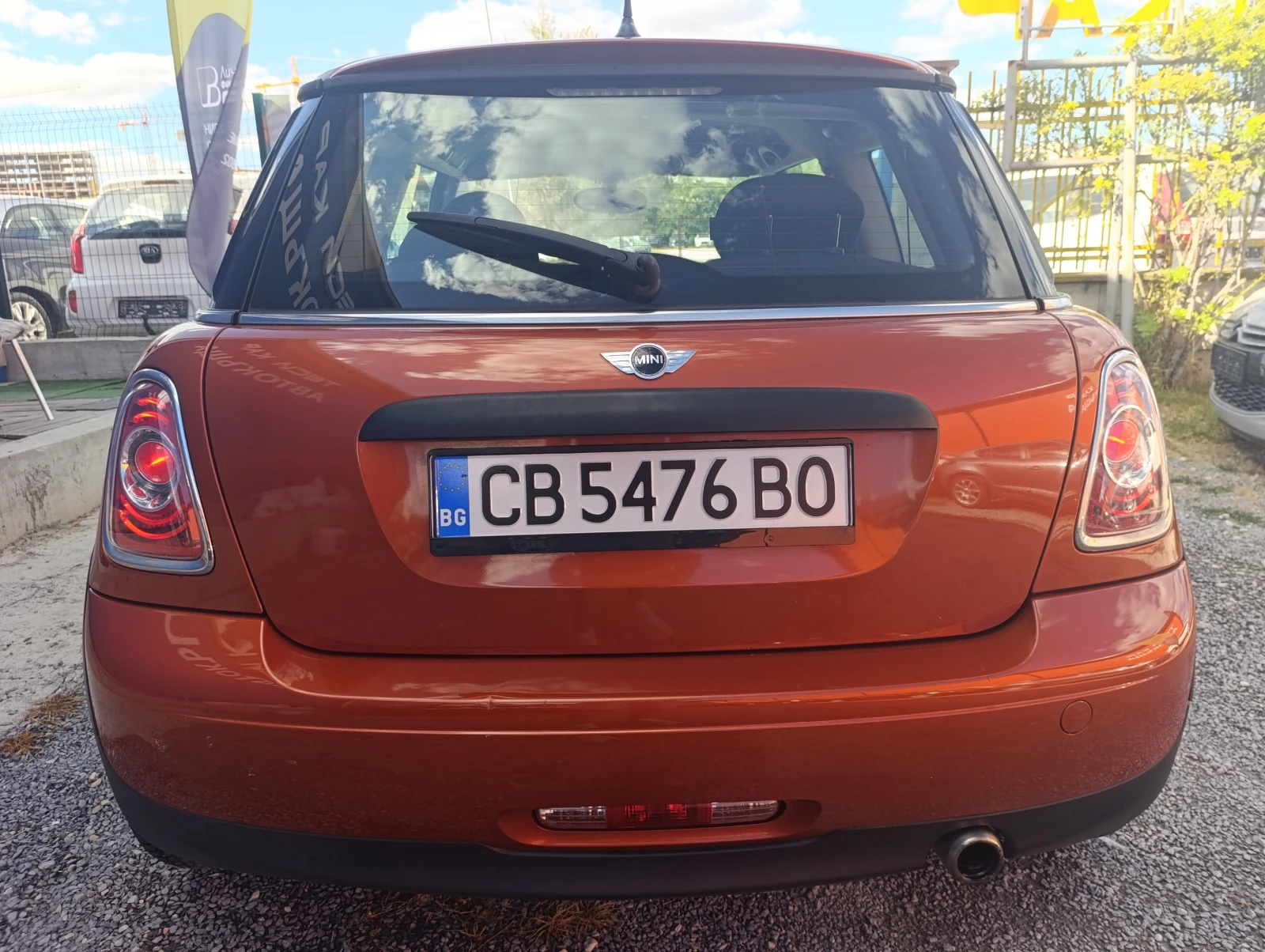 Mini One 1.6i 16V АВТ. - изображение 6