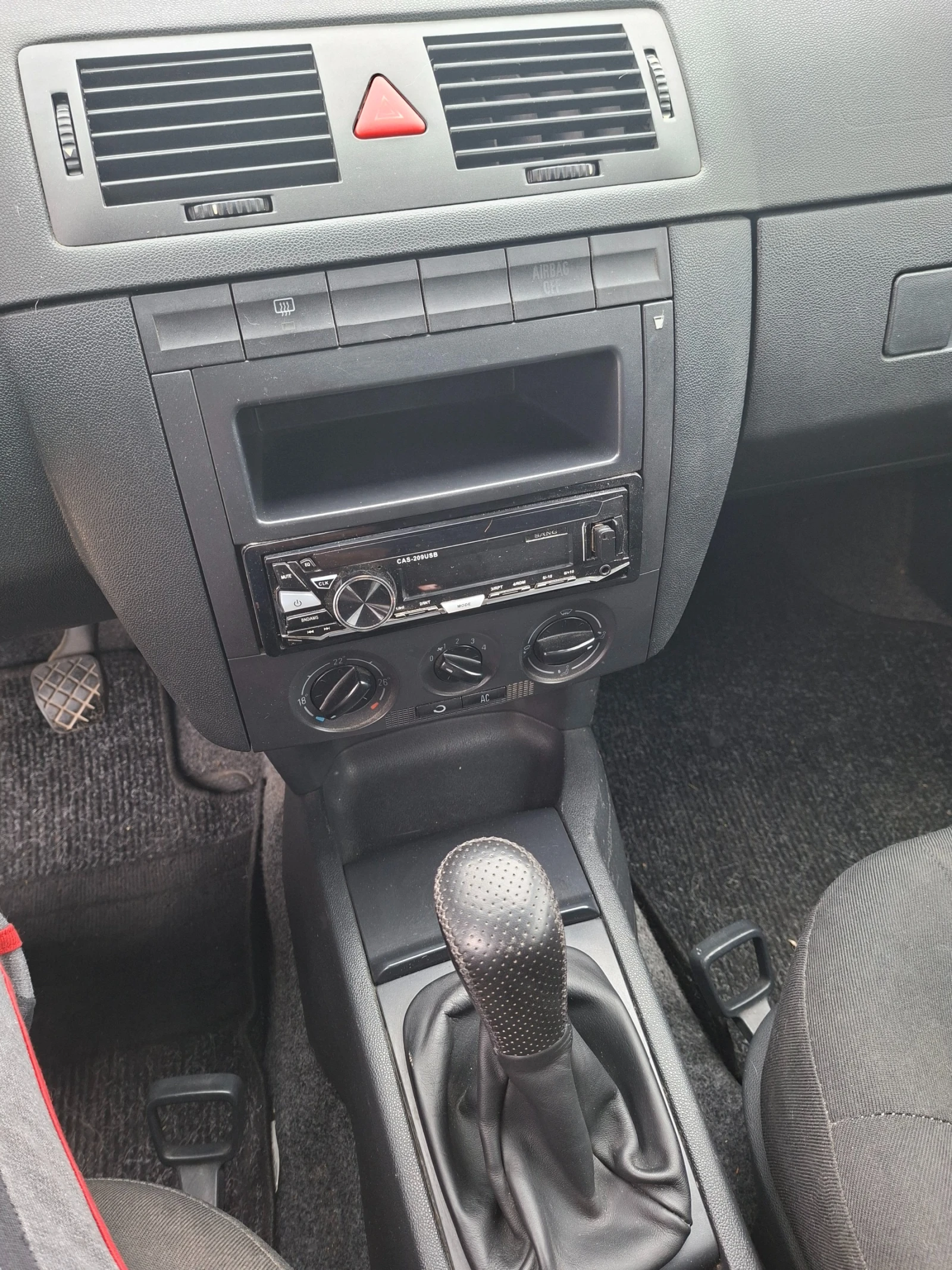 Skoda Fabia | Mobile.bg — изображение 10