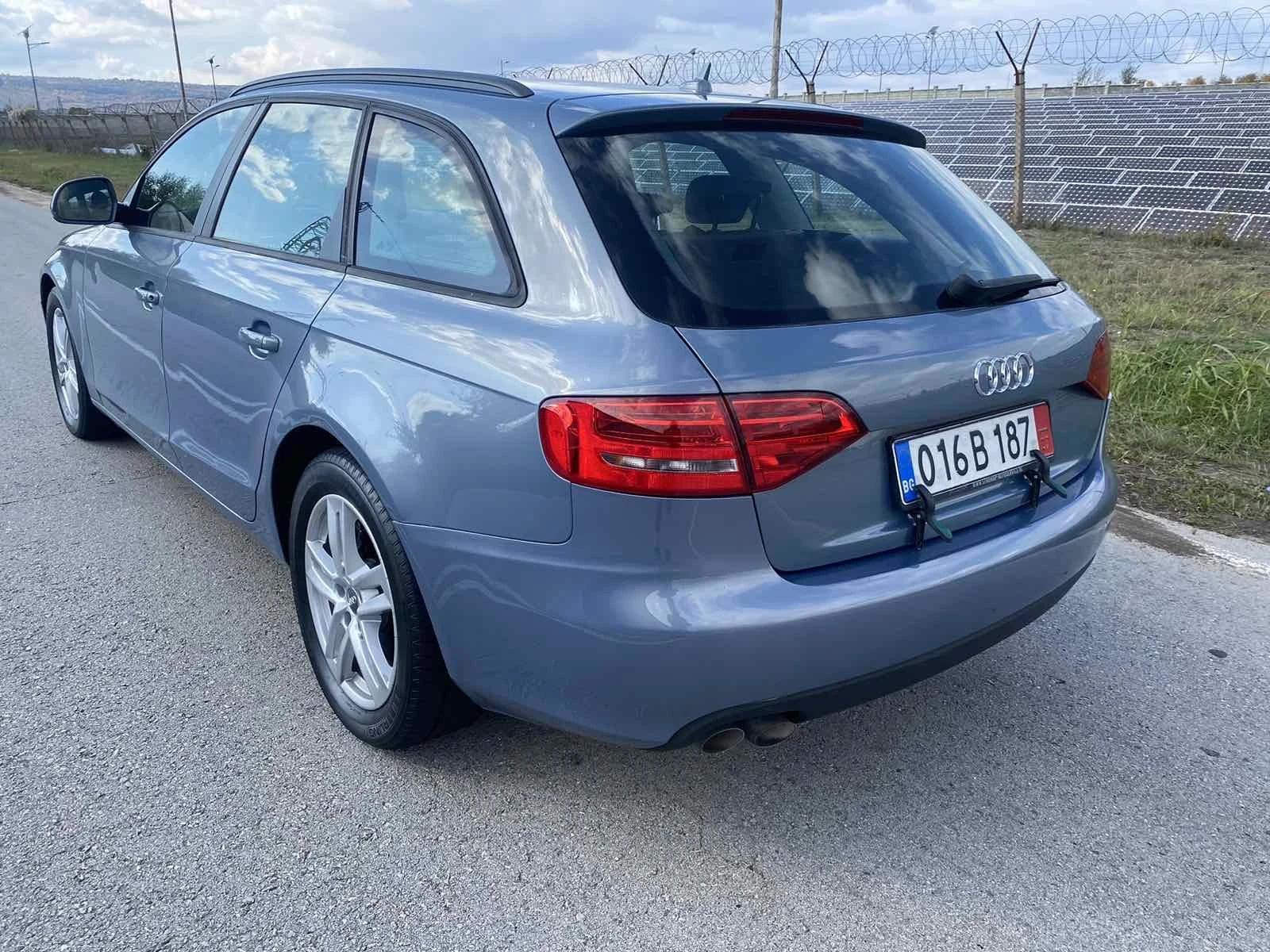 Audi A4 2, 0TDI/6ск - изображение 4