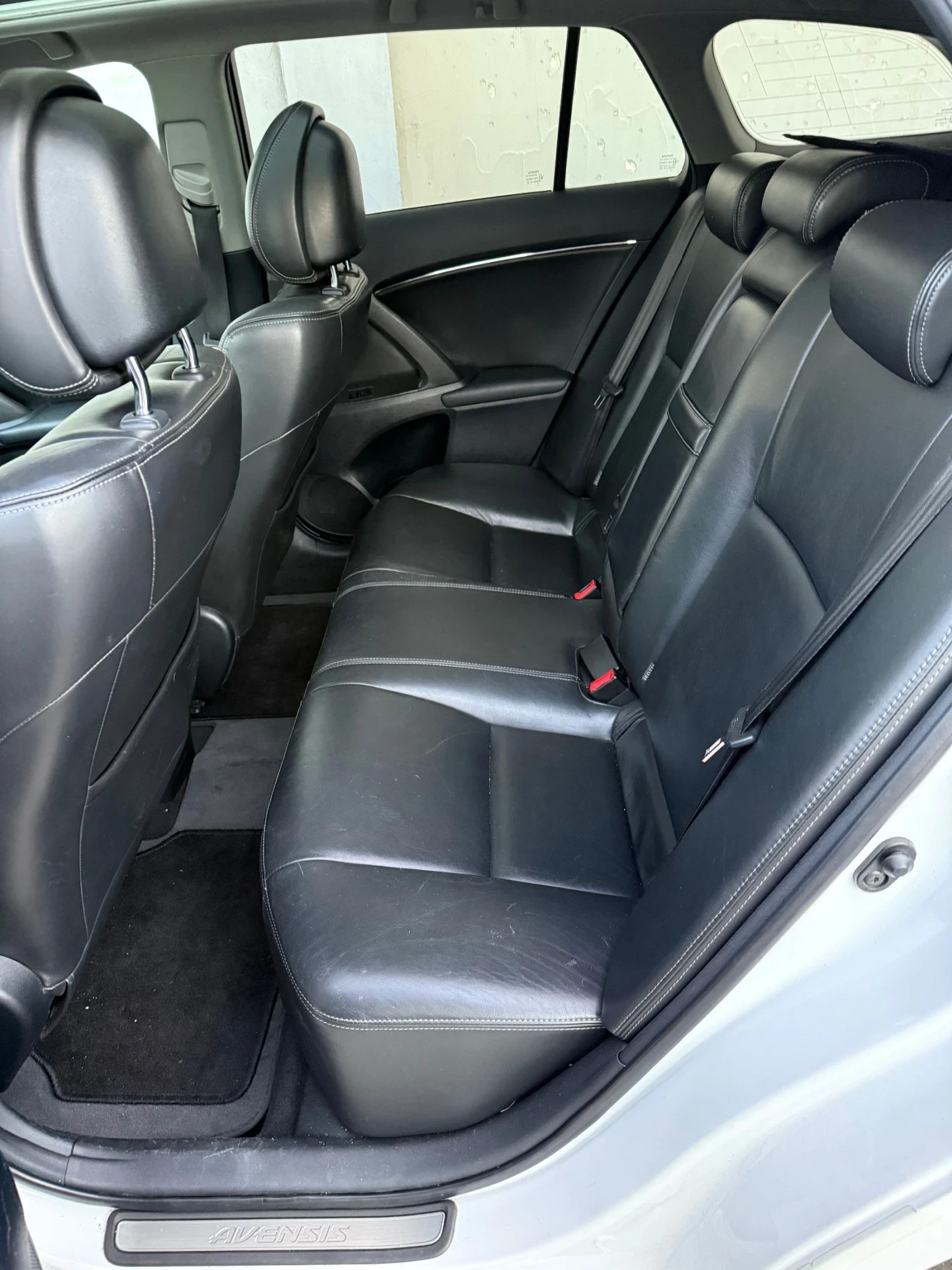 Toyota Avensis 2.2 d-cat Keyless, Панорама  | Mobile.bg — изображение 12