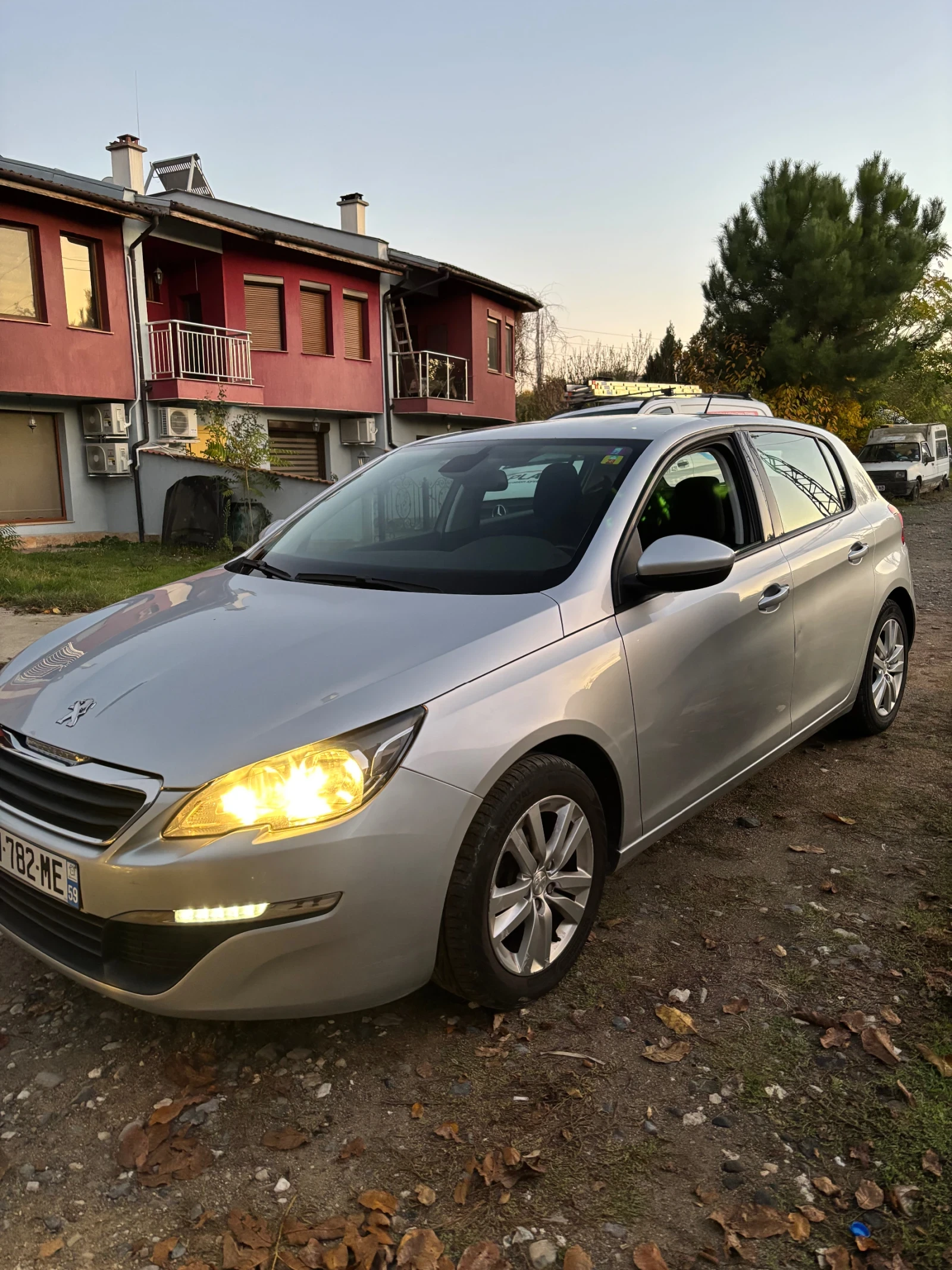 Peugeot 308 | Mobile.bg � ����������� 1