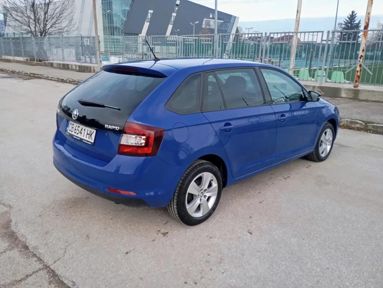 Skoda Rapid 1.0 TSI - изображение 3