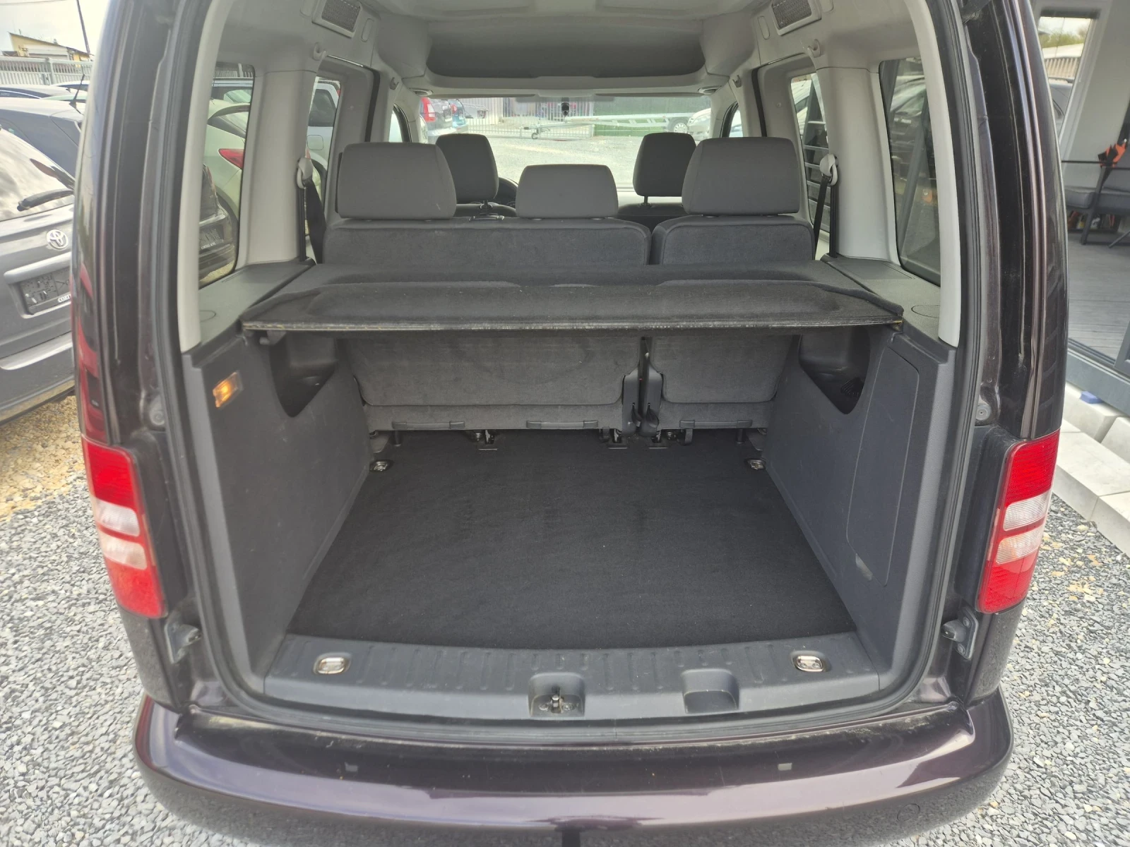 VW Caddy 1.2 TSI EURO 5, снимка 10 - Автомобили и джипове - 52824825