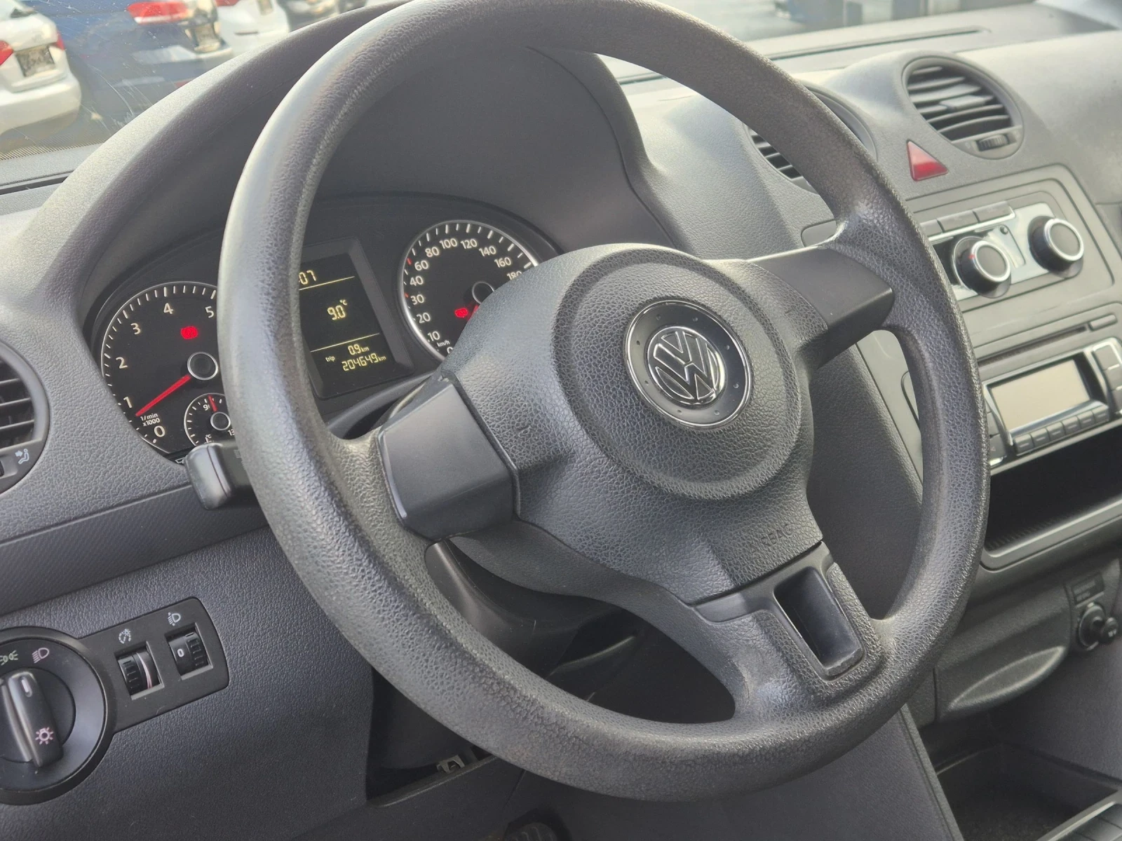 VW Caddy 1.2 TSI EURO 5, снимка 8 - Автомобили и джипове - 52824825