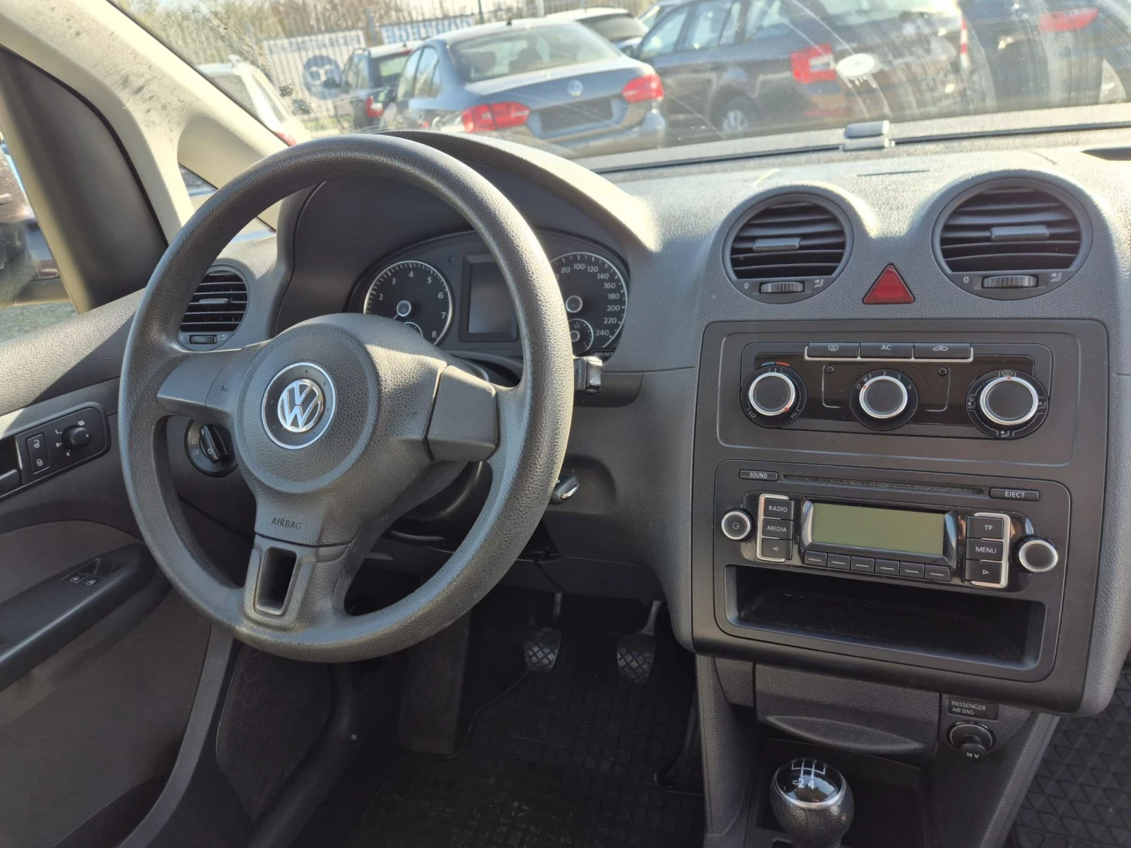 VW Caddy 1.2 TSI EURO 5 - изображение 9