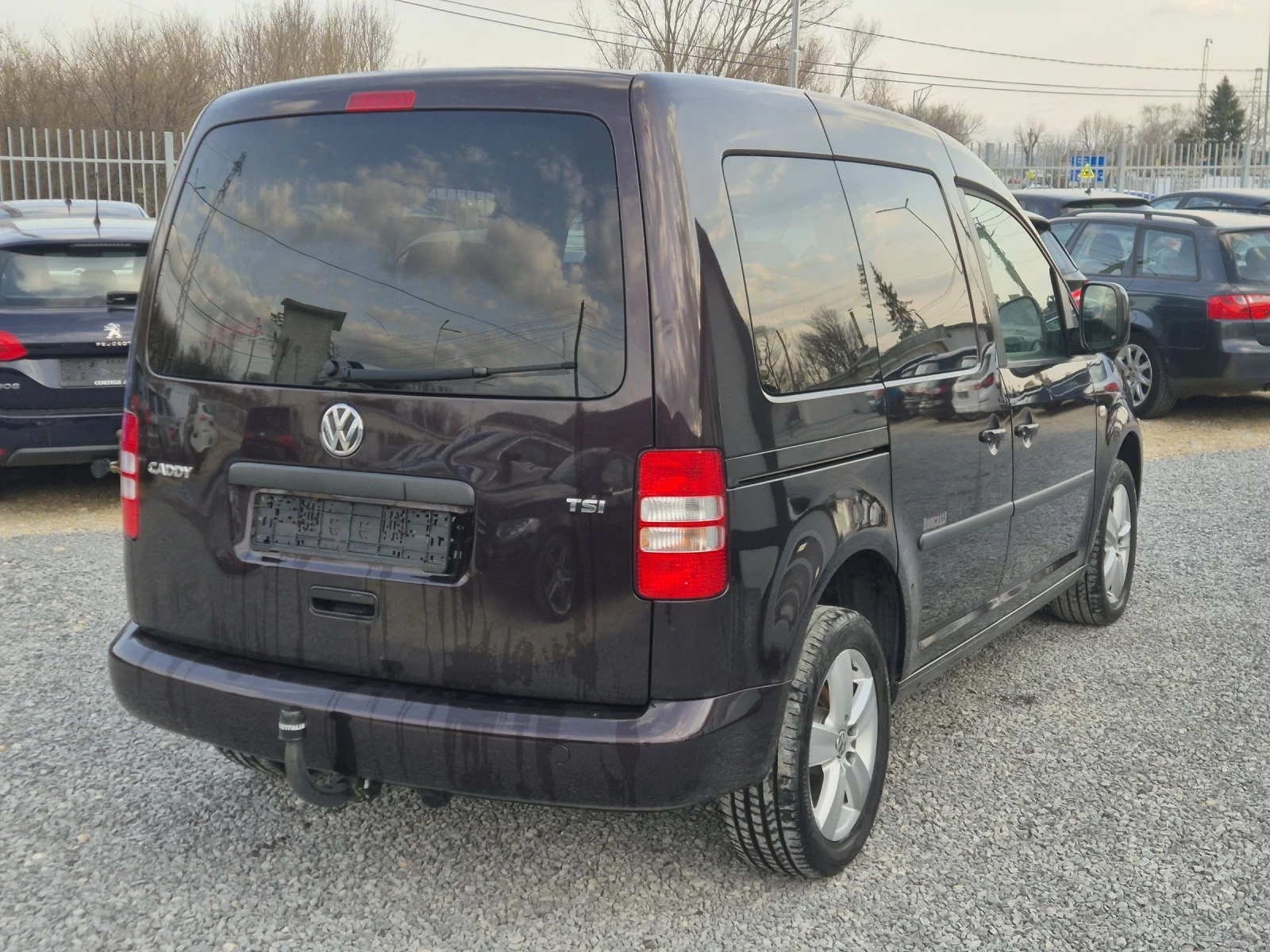 VW Caddy 1.2 TSI EURO 5, снимка 7 - Автомобили и джипове - 52824825